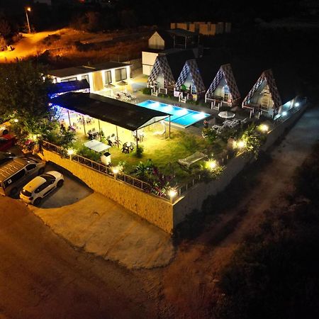 Bu Bungalow Hotel 뎀레 외부 사진