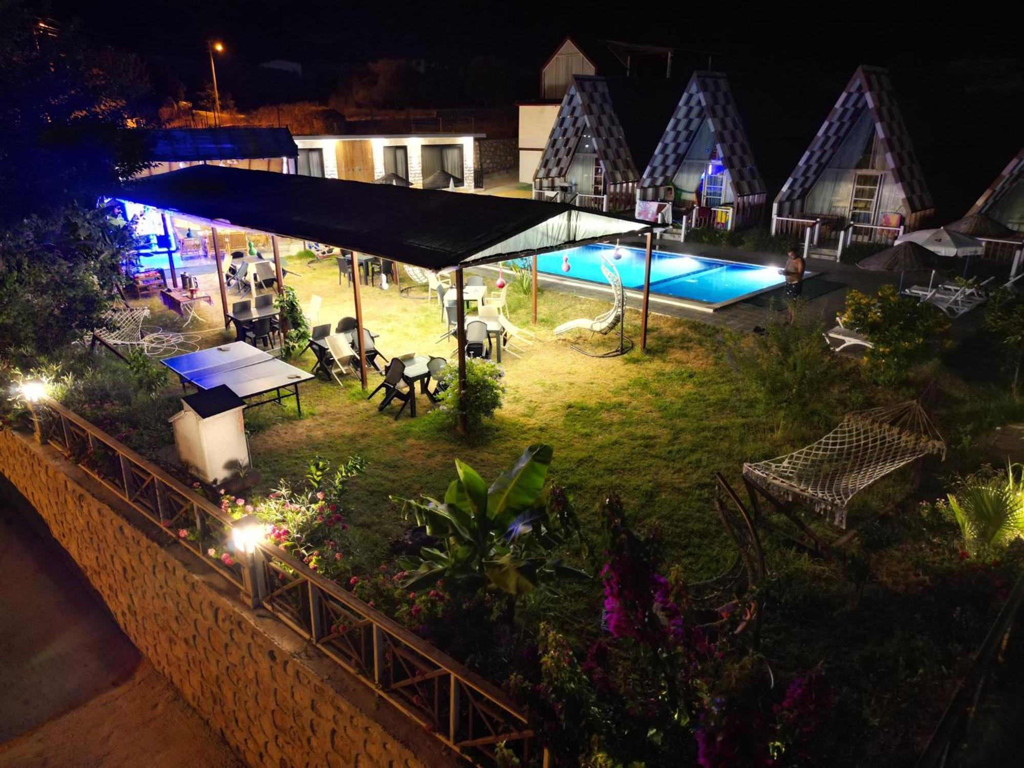 Bu Bungalow Hotel 뎀레 외부 사진