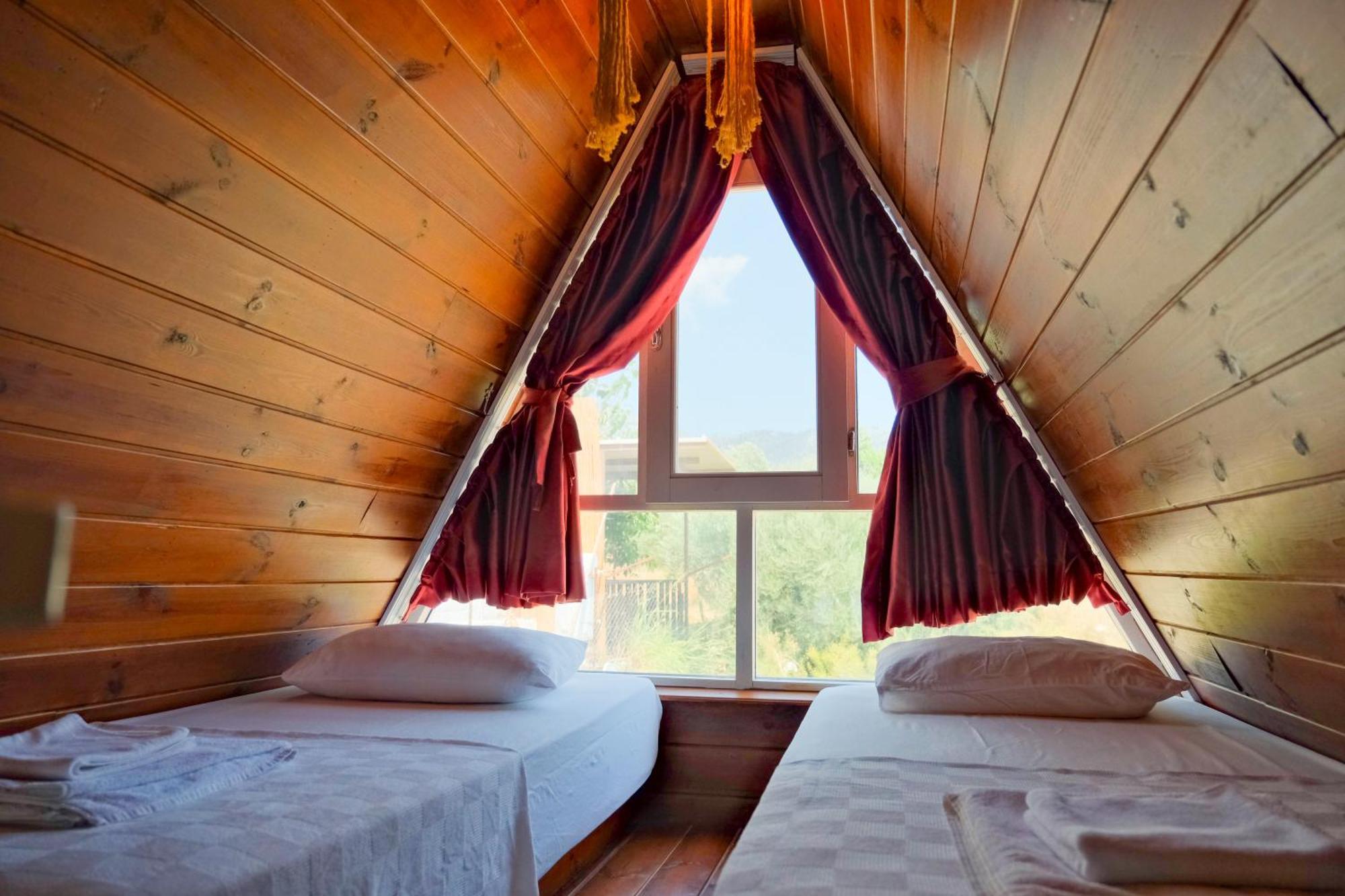 Bu Bungalow Hotel 뎀레 외부 사진